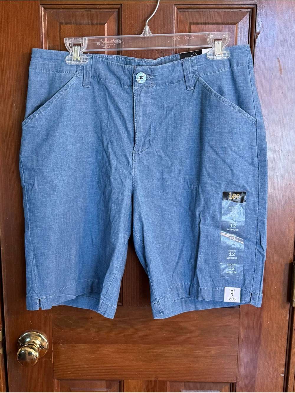 Lee women’s Blue Casual 9" Inseam Shorts NWT